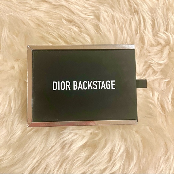 Dior Backstage Duo Set - Picture 2 of 5